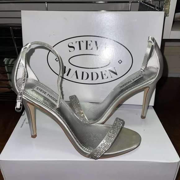 Steve Madden Shoes | Steve Madden Silver Heels | Color: Silver | Size: 9 | Sydneycostanza's Closet